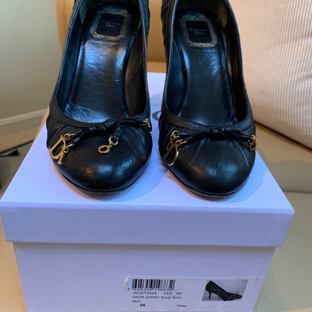 Gorgeous Christian Dior Pumps - Picture 5 of 5